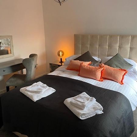 Hotel The Lion à Broseley Extérieur photo