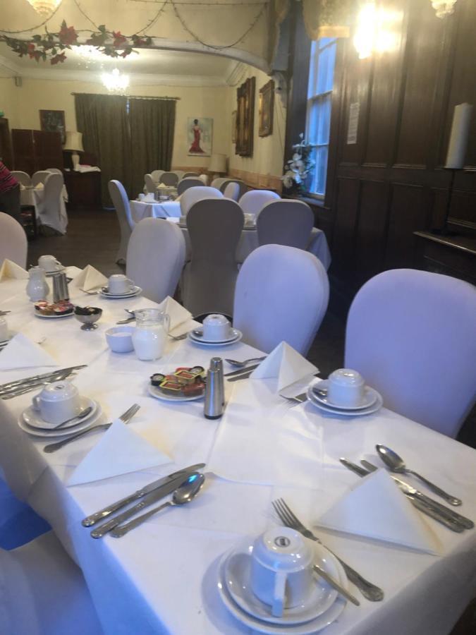 Hotel The Lion à Broseley Extérieur photo